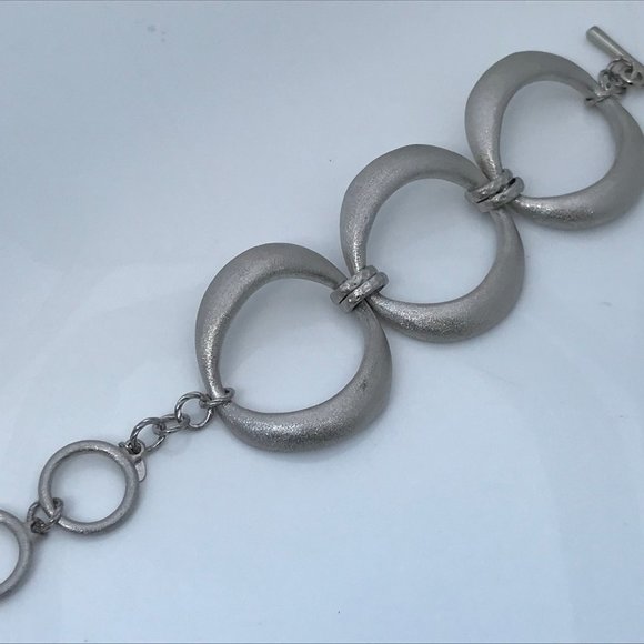 Rivka Friedman Bracelet Silver Tone Oval Link Togg - Picture 2 of 10